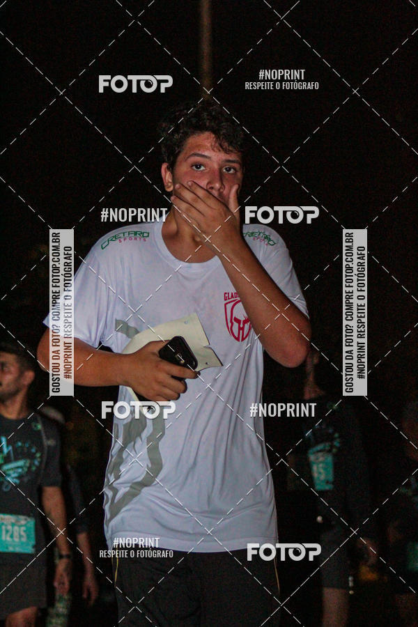 Buy your photos of the eventNight Run 2019 - Pop - Rio de Janeiro on Fotop