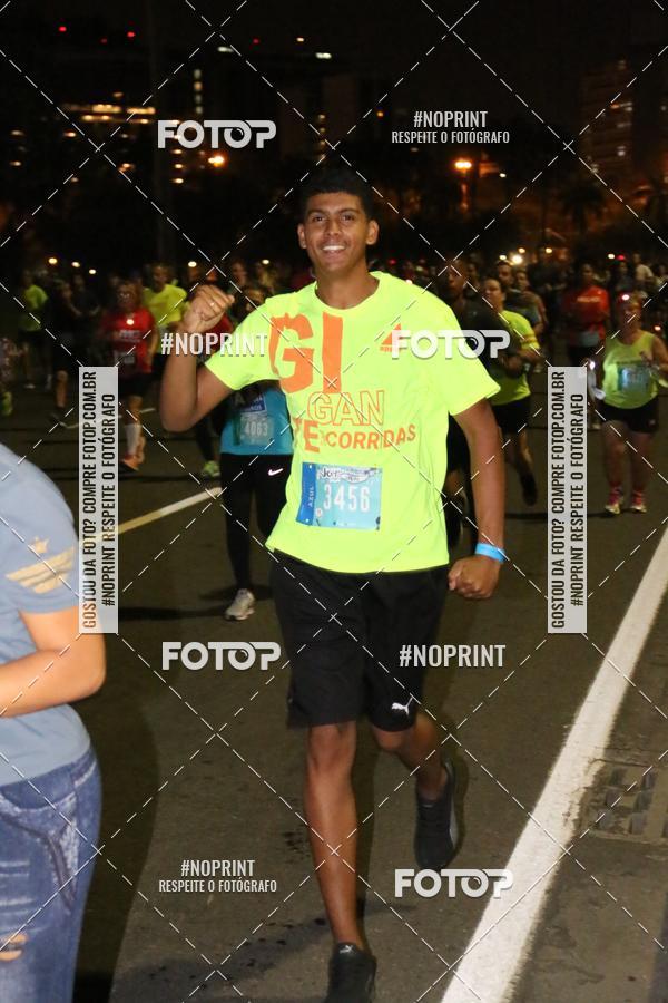 Buy your photos of the eventNight Run 2019 - Pop - Rio de Janeiro on Fotop