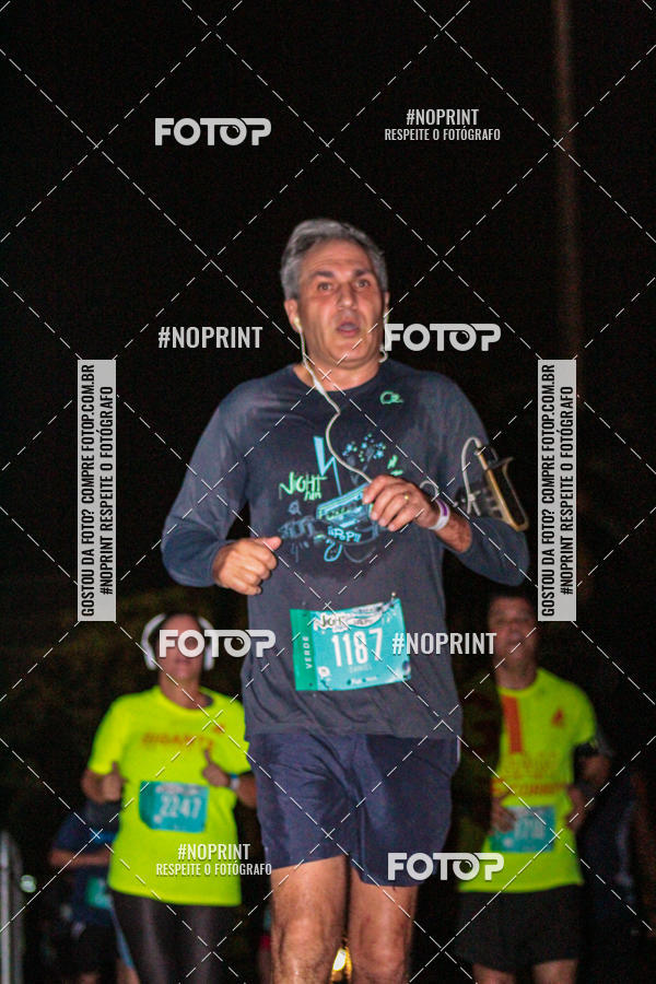 Buy your photos of the eventNight Run 2019 - Pop - Rio de Janeiro on Fotop