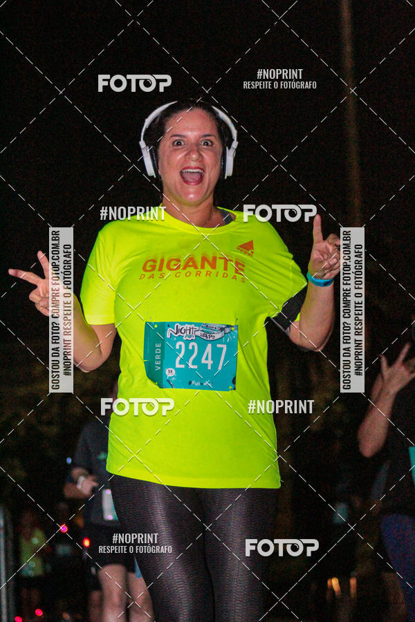 Buy your photos of the eventNight Run 2019 - Pop - Rio de Janeiro on Fotop