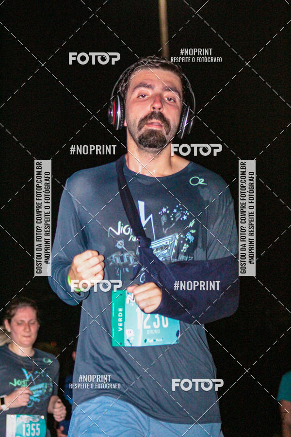 Buy your photos of the eventNight Run 2019 - Pop - Rio de Janeiro on Fotop