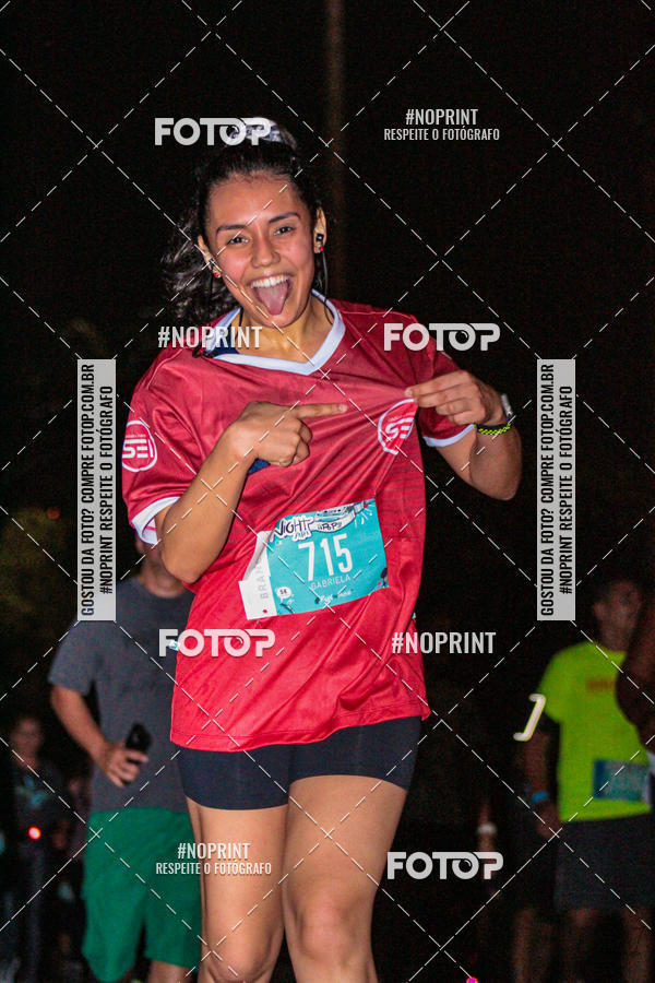 Buy your photos of the eventNight Run 2019 - Pop - Rio de Janeiro on Fotop