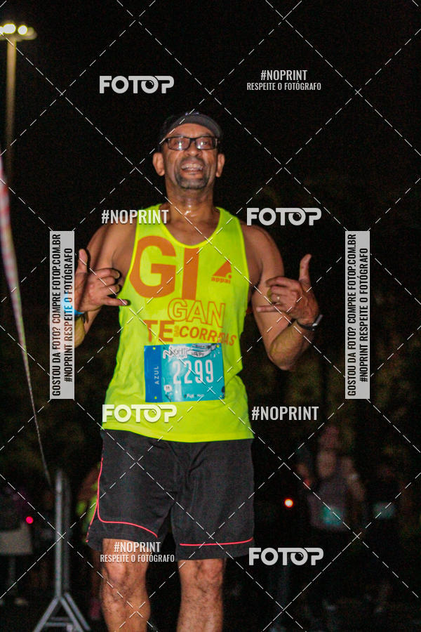 Buy your photos of the eventNight Run 2019 - Pop - Rio de Janeiro on Fotop