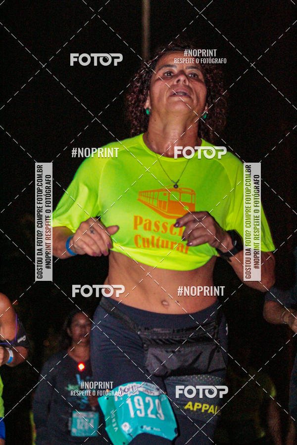Buy your photos of the eventNight Run 2019 - Pop - Rio de Janeiro on Fotop