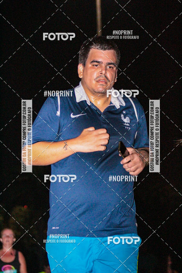 Buy your photos of the eventNight Run 2019 - Pop - Rio de Janeiro on Fotop