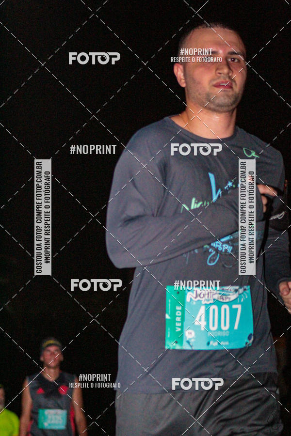 Buy your photos of the eventNight Run 2019 - Pop - Rio de Janeiro on Fotop