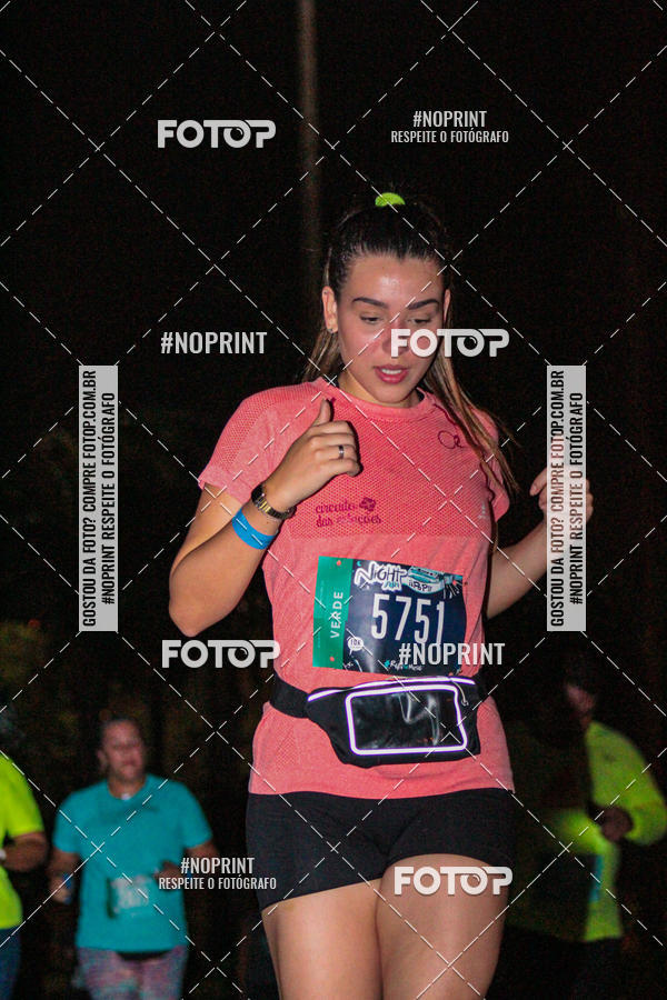 Buy your photos of the eventNight Run 2019 - Pop - Rio de Janeiro on Fotop