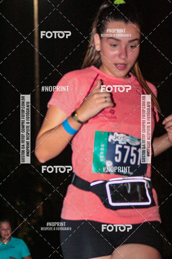 Buy your photos of the eventNight Run 2019 - Pop - Rio de Janeiro on Fotop