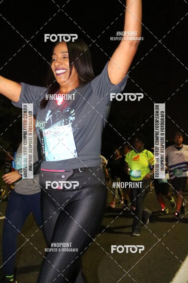 Buy your photos of the eventNight Run 2019 - Pop - Rio de Janeiro on Fotop