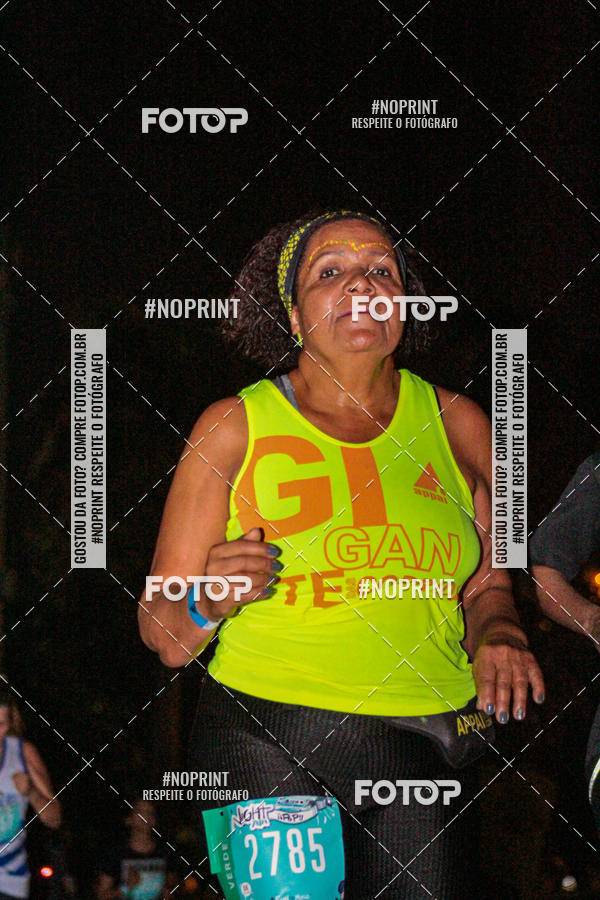 Buy your photos of the eventNight Run 2019 - Pop - Rio de Janeiro on Fotop