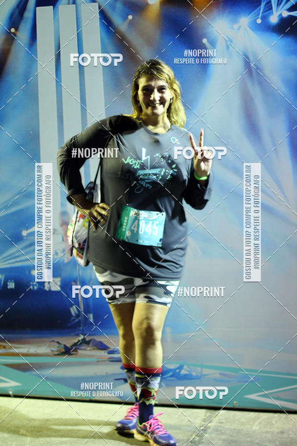 Buy your photos of the eventNight Run 2019 - Pop - Rio de Janeiro on Fotop