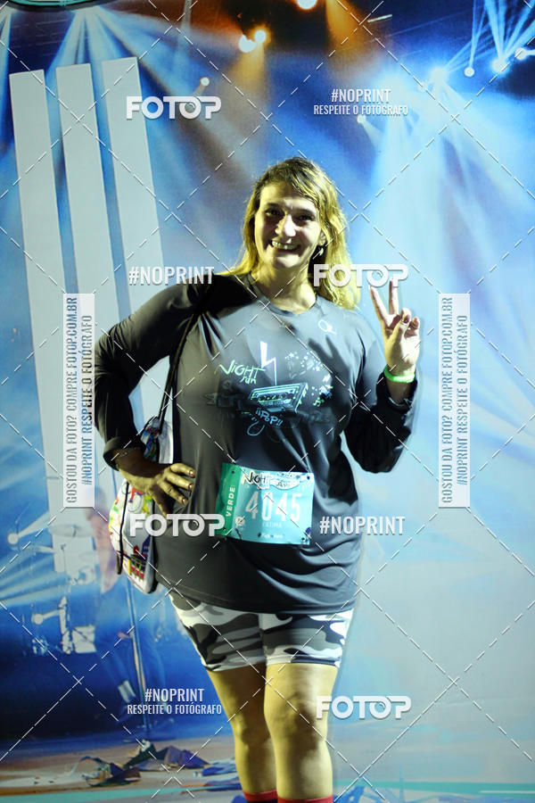 Buy your photos of the eventNight Run 2019 - Pop - Rio de Janeiro on Fotop