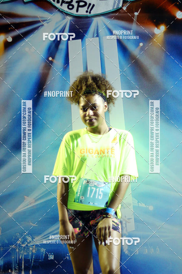 Buy your photos of the eventNight Run 2019 - Pop - Rio de Janeiro on Fotop