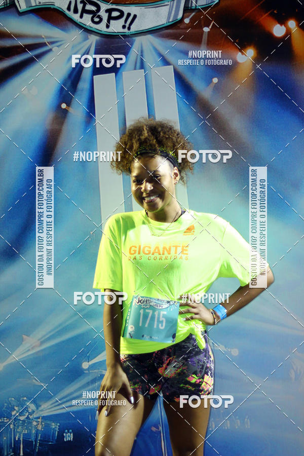Buy your photos of the eventNight Run 2019 - Pop - Rio de Janeiro on Fotop