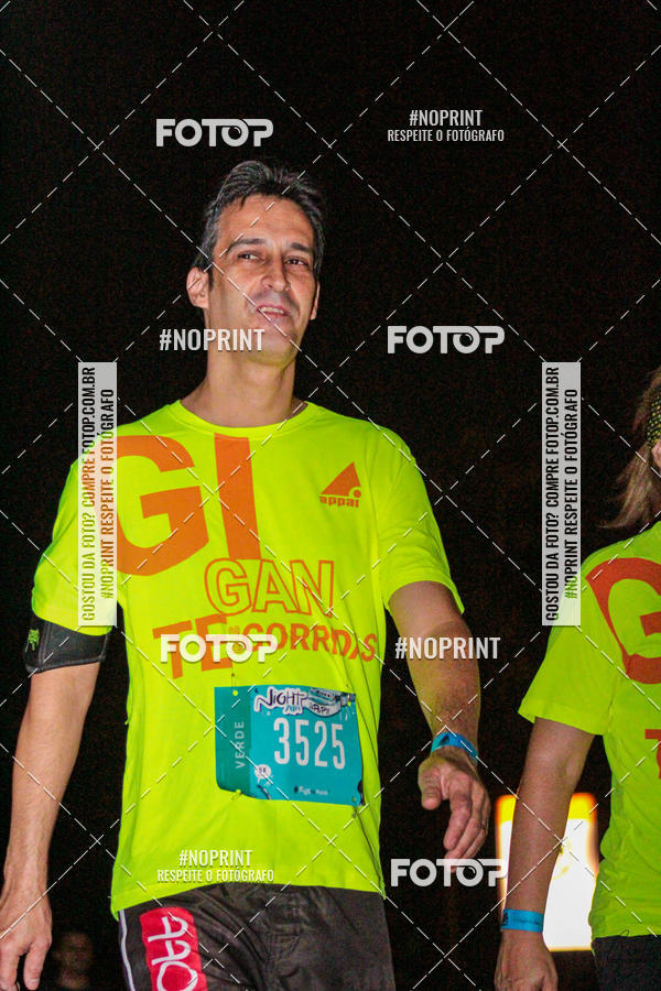 Buy your photos of the eventNight Run 2019 - Pop - Rio de Janeiro on Fotop