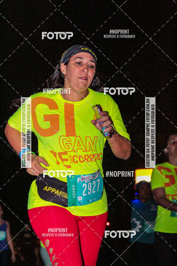 Buy your photos of the eventNight Run 2019 - Pop - Rio de Janeiro on Fotop