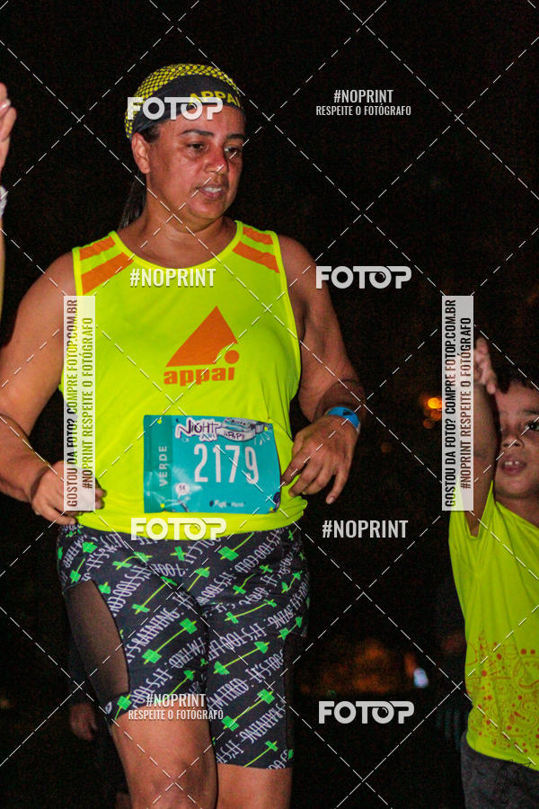 Buy your photos of the eventNight Run 2019 - Pop - Rio de Janeiro on Fotop