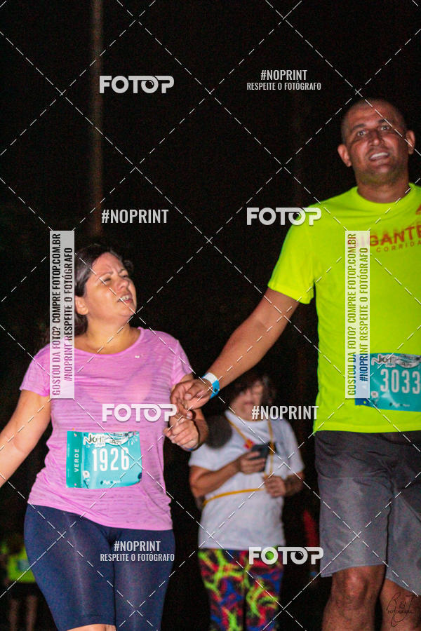 Buy your photos of the eventNight Run 2019 - Pop - Rio de Janeiro on Fotop