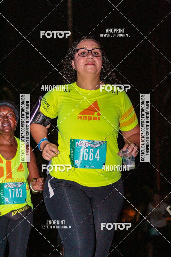 Buy your photos of the eventNight Run 2019 - Pop - Rio de Janeiro on Fotop