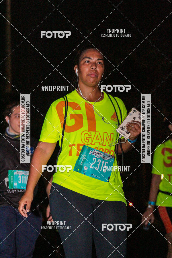 Buy your photos of the eventNight Run 2019 - Pop - Rio de Janeiro on Fotop