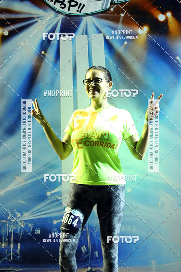 Buy your photos of the eventNight Run 2019 - Pop - Rio de Janeiro on Fotop