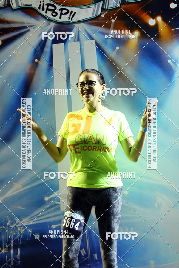 Buy your photos of the eventNight Run 2019 - Pop - Rio de Janeiro on Fotop