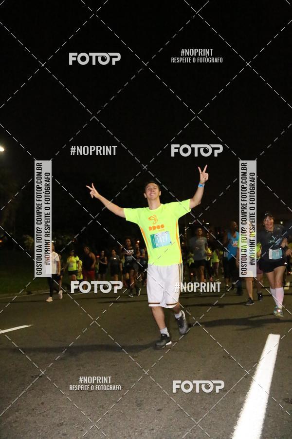 Buy your photos of the eventNight Run 2019 - Pop - Rio de Janeiro on Fotop