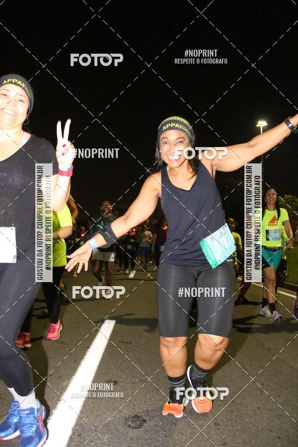 Buy your photos of the eventNight Run 2019 - Pop - Rio de Janeiro on Fotop
