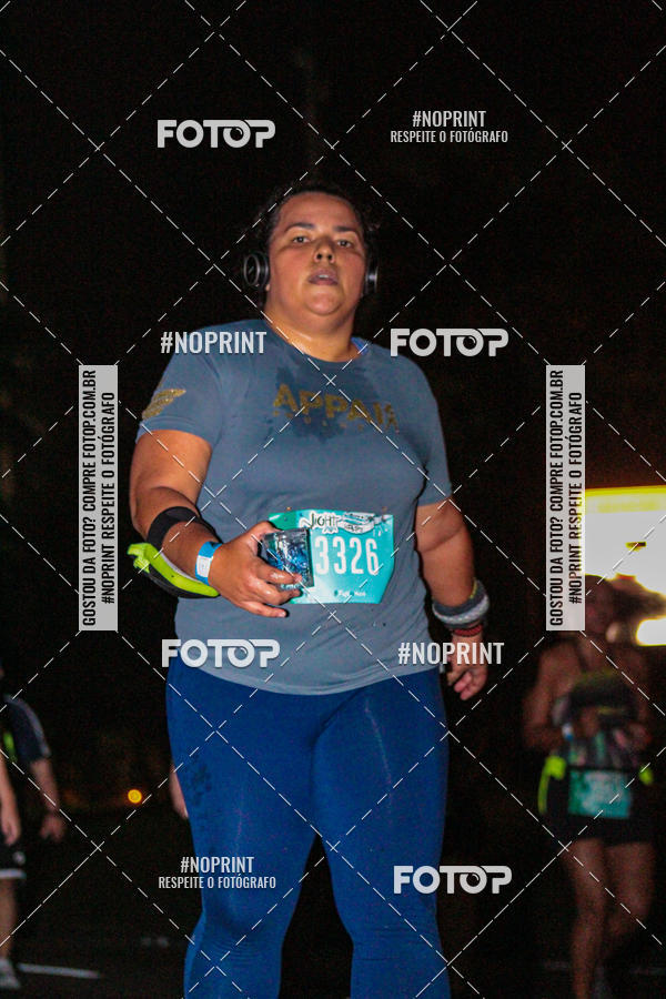 Buy your photos of the eventNight Run 2019 - Pop - Rio de Janeiro on Fotop