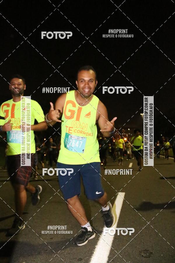 Buy your photos of the eventNight Run 2019 - Pop - Rio de Janeiro on Fotop