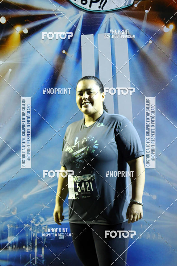 Buy your photos of the eventNight Run 2019 - Pop - Rio de Janeiro on Fotop