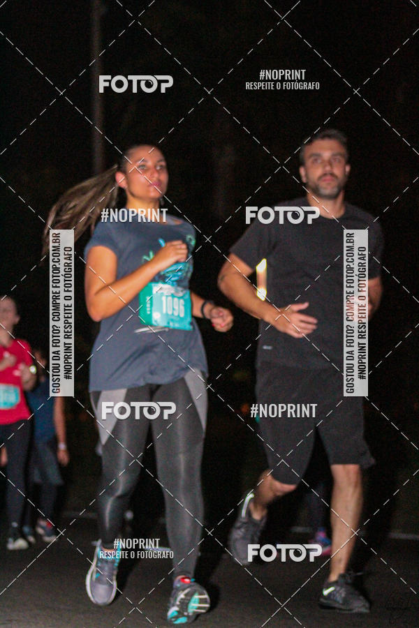 Buy your photos of the eventNight Run 2019 - Pop - Rio de Janeiro on Fotop