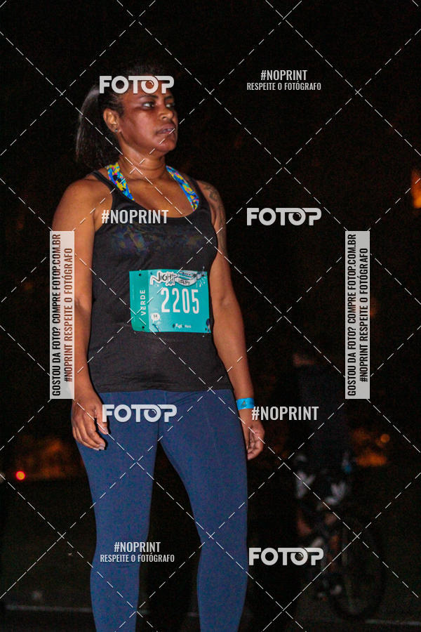 Buy your photos of the eventNight Run 2019 - Pop - Rio de Janeiro on Fotop