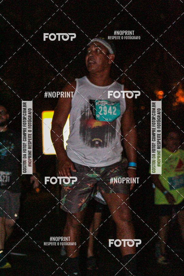 Buy your photos of the eventNight Run 2019 - Pop - Rio de Janeiro on Fotop