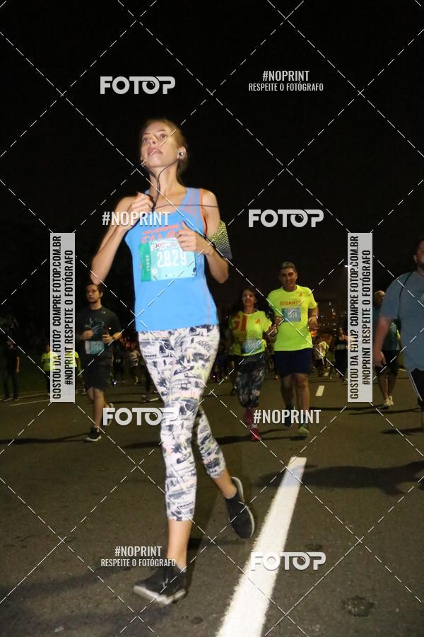 Buy your photos of the eventNight Run 2019 - Pop - Rio de Janeiro on Fotop