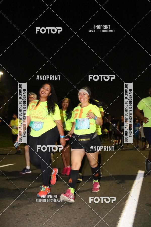 Buy your photos of the eventNight Run 2019 - Pop - Rio de Janeiro on Fotop