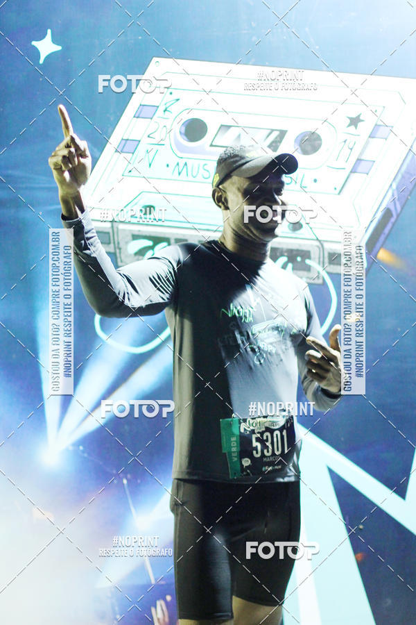 Buy your photos of the eventNight Run 2019 - Pop - Rio de Janeiro on Fotop