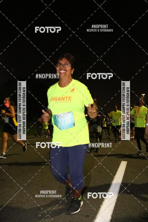Buy your photos of the eventNight Run 2019 - Pop - Rio de Janeiro on Fotop
