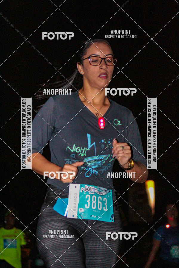 Buy your photos of the eventNight Run 2019 - Pop - Rio de Janeiro on Fotop
