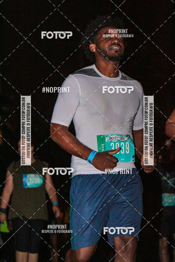 Buy your photos of the eventNight Run 2019 - Pop - Rio de Janeiro on Fotop