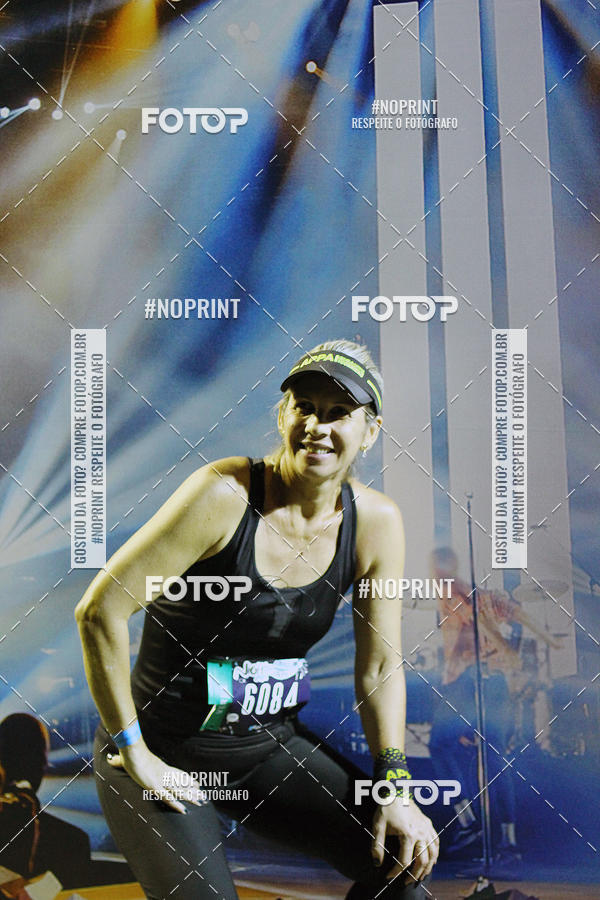 Buy your photos of the eventNight Run 2019 - Pop - Rio de Janeiro on Fotop