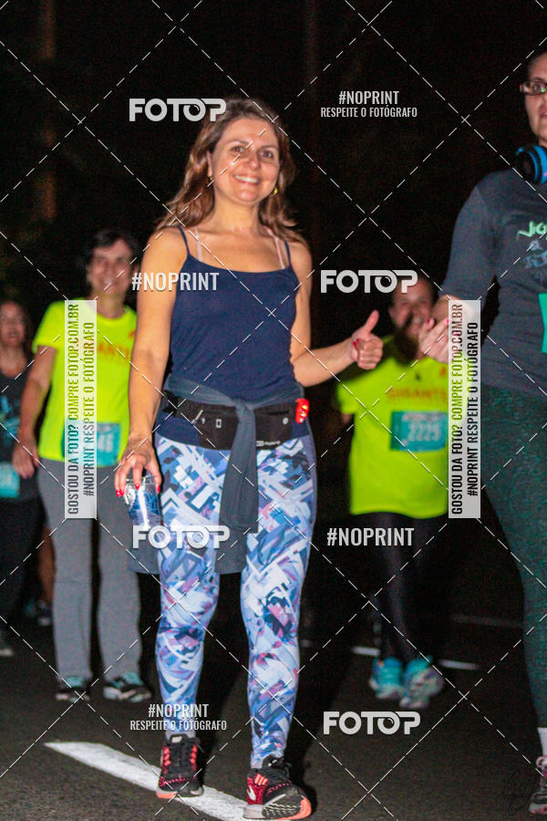 Buy your photos of the eventNight Run 2019 - Pop - Rio de Janeiro on Fotop