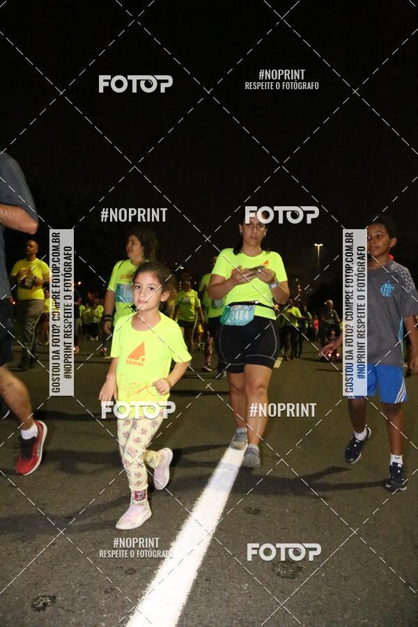 Buy your photos of the eventNight Run 2019 - Pop - Rio de Janeiro on Fotop