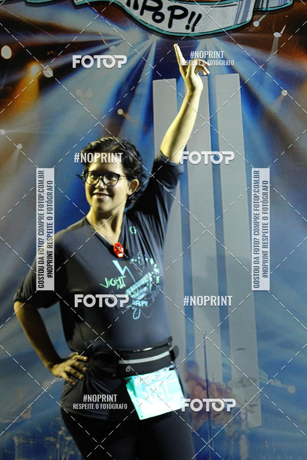 Buy your photos of the eventNight Run 2019 - Pop - Rio de Janeiro on Fotop