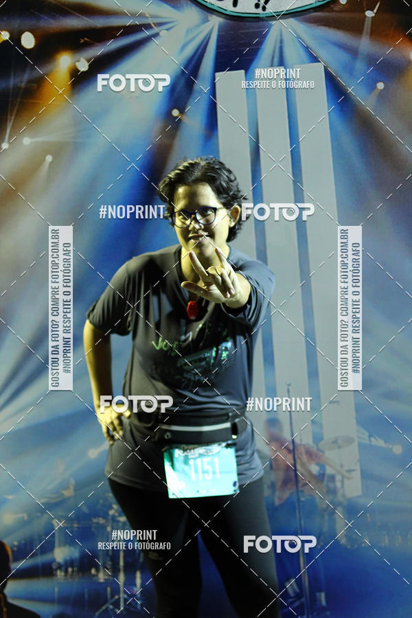 Buy your photos of the eventNight Run 2019 - Pop - Rio de Janeiro on Fotop