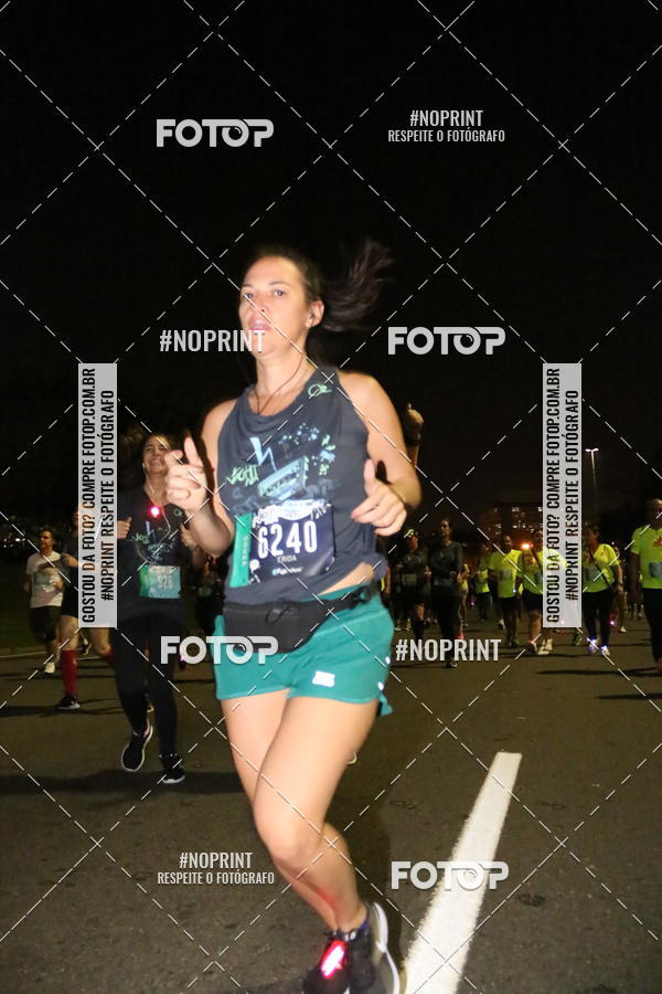 Buy your photos of the eventNight Run 2019 - Pop - Rio de Janeiro on Fotop