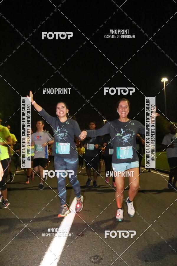 Buy your photos of the eventNight Run 2019 - Pop - Rio de Janeiro on Fotop
