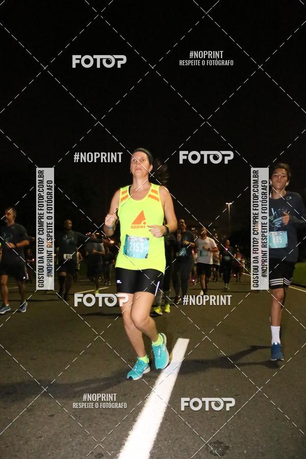 Buy your photos of the eventNight Run 2019 - Pop - Rio de Janeiro on Fotop