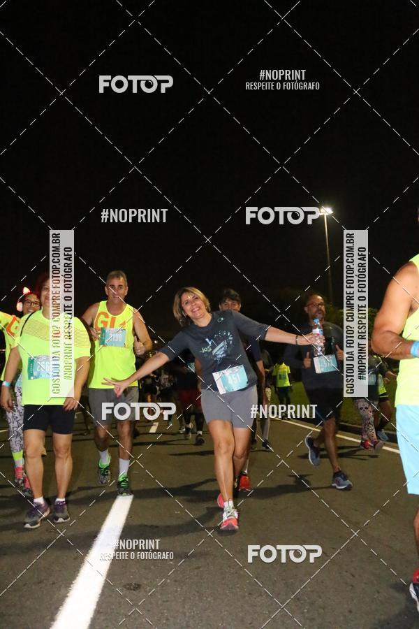Buy your photos of the eventNight Run 2019 - Pop - Rio de Janeiro on Fotop