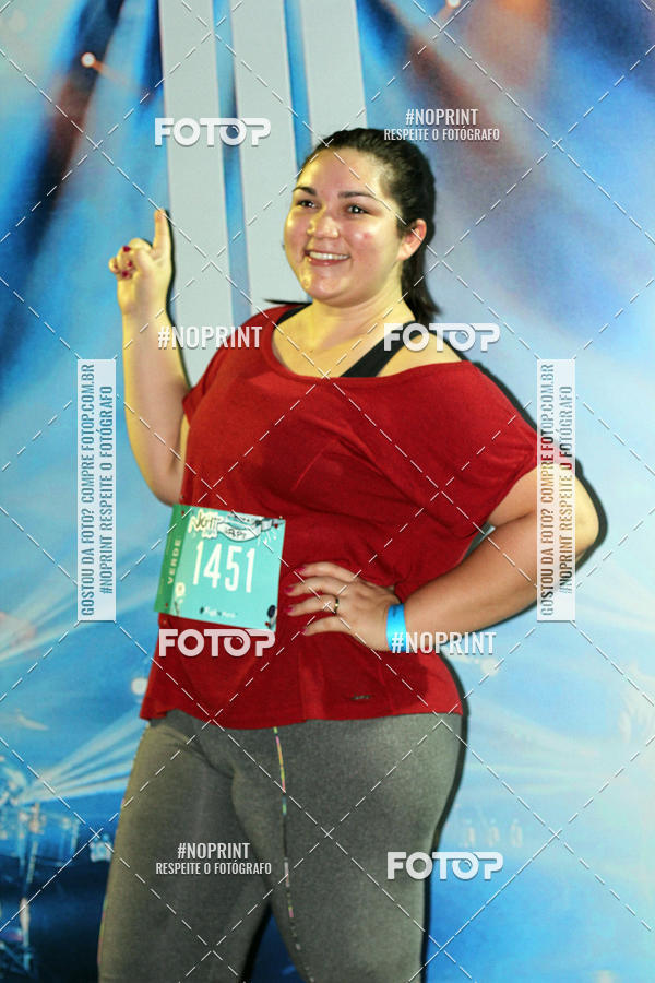 Buy your photos of the eventNight Run 2019 - Pop - Rio de Janeiro on Fotop
